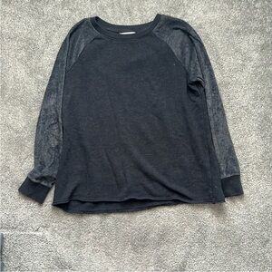 American Eagle Outfitters Black Long Sleeve Tee